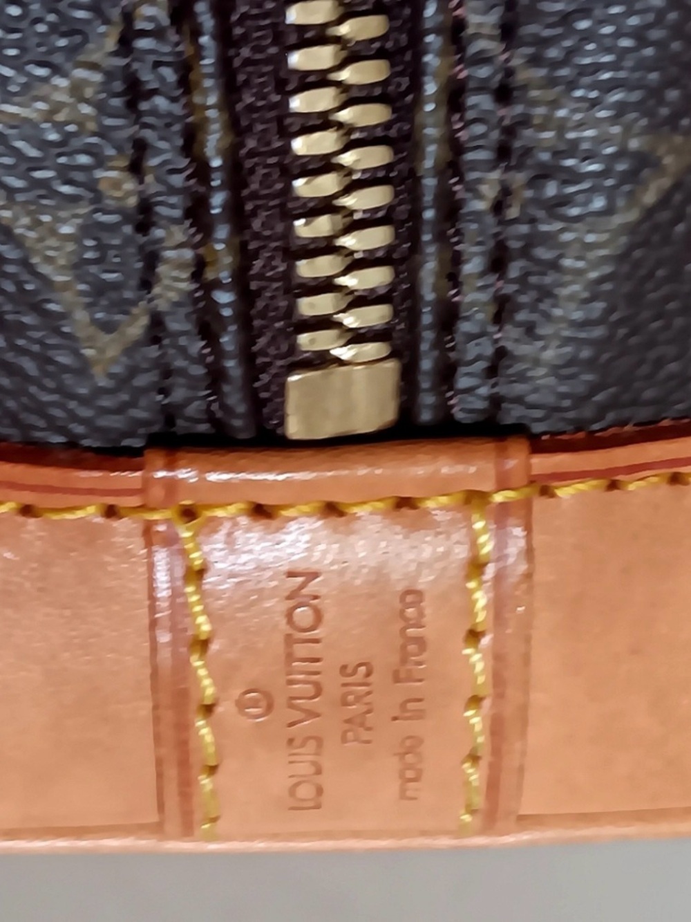 ✨SOLD✨Louis Vuitton EUC Alma PM Monogram Handbag - Vintage 1996 - Picture 9 of 13